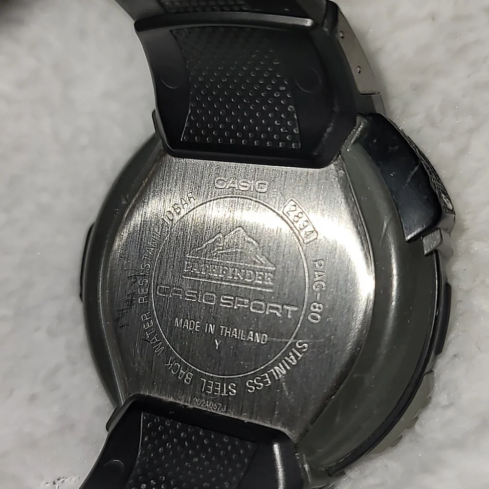 Casio Pathfinder PAG-80 Altimeter Barometer Thermometer Men's Watch Need Battery